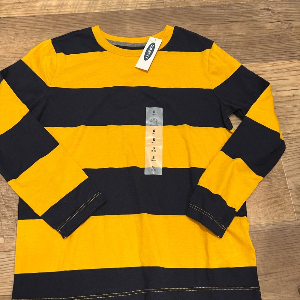 Old Navy, Size S (6-7)